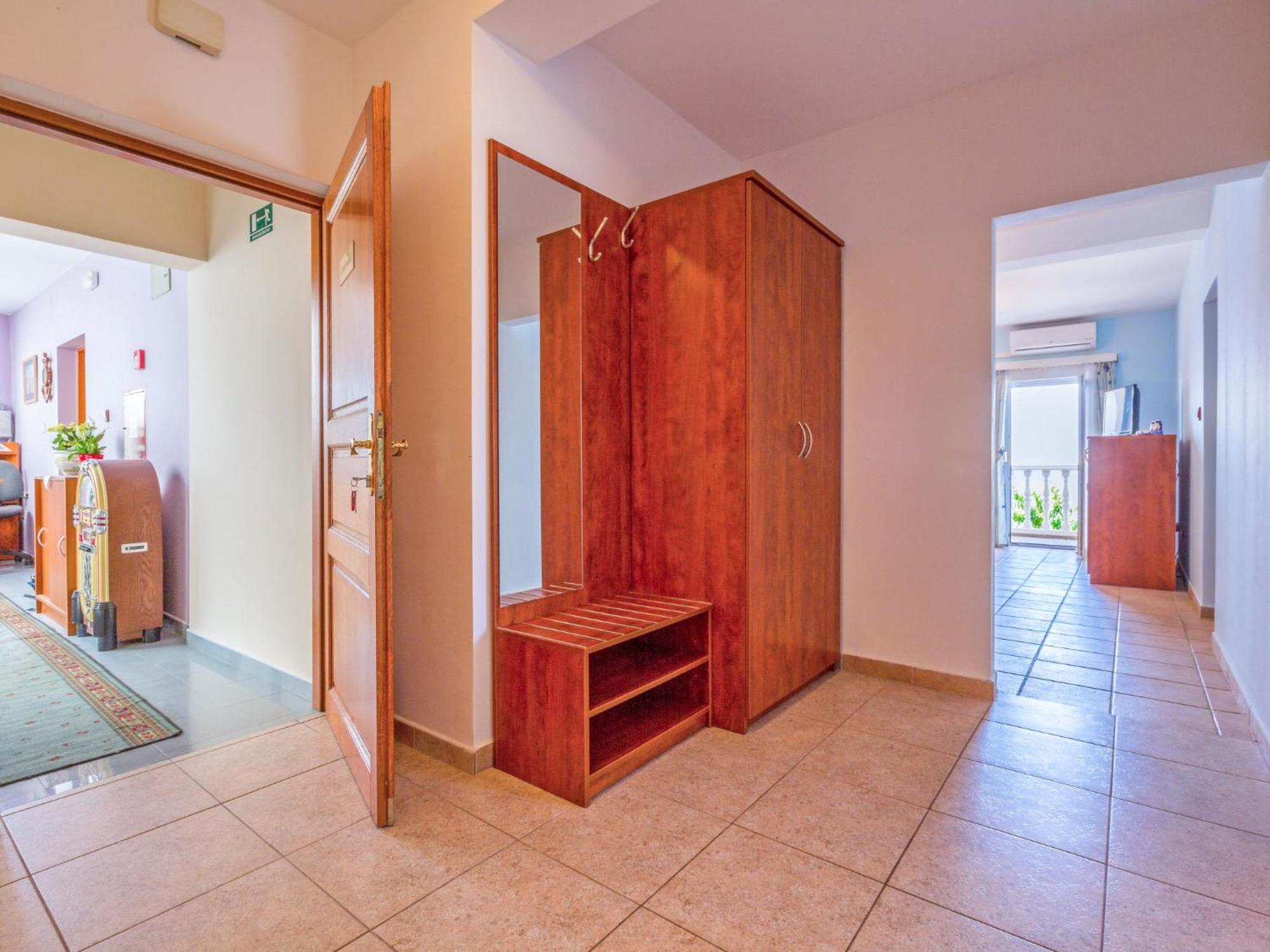 Apartment Delfin-2 By Interhome Cesarica Zewnętrze zdjęcie